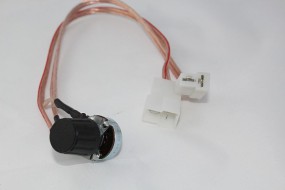 Lautstärkeregler mit Standarddrehknopf und Anschlussleitungen